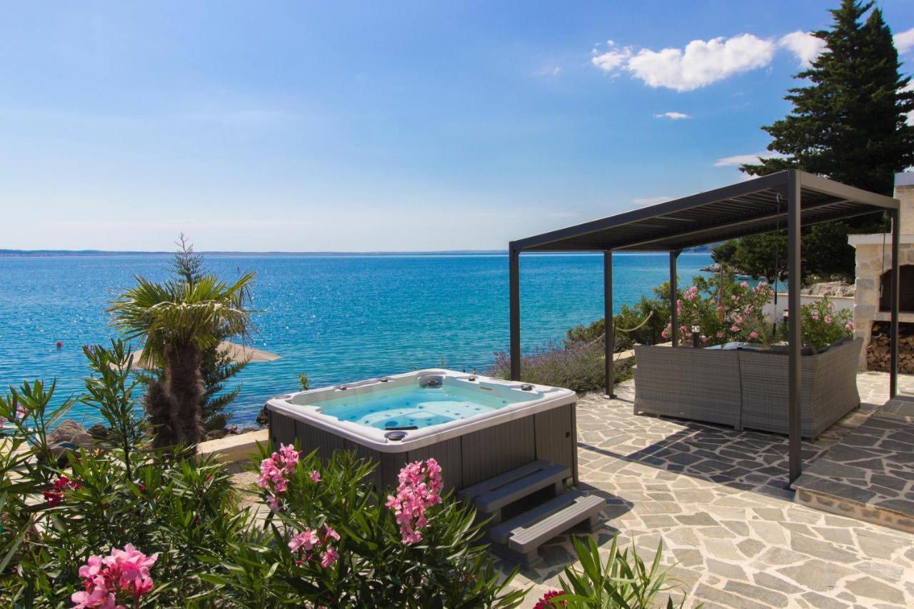 Dalmata Lounge Apartment Starigrad Paklenica Ngoại thất bức ảnh