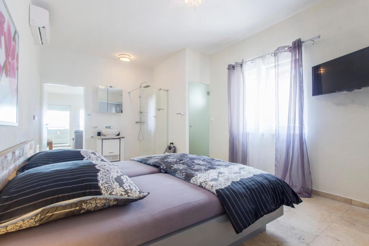 Dalmata Lounge Apartment Starigrad Paklenica Ngoại thất bức ảnh
