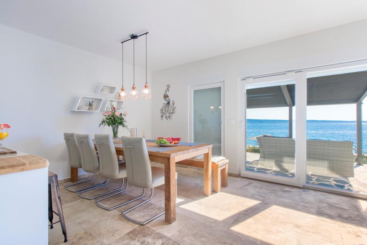 Dalmata Lounge Apartment Starigrad Paklenica Ngoại thất bức ảnh