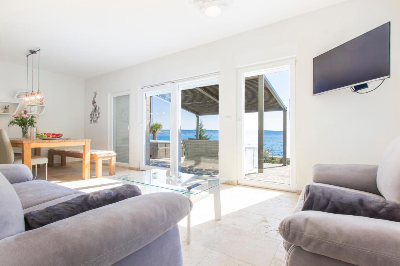 Dalmata Lounge Apartment Starigrad Paklenica Ngoại thất bức ảnh