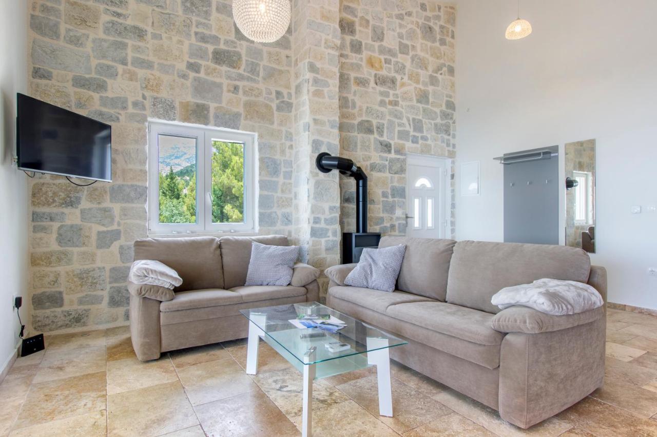 Dalmata Lounge Apartment Starigrad Paklenica Ngoại thất bức ảnh