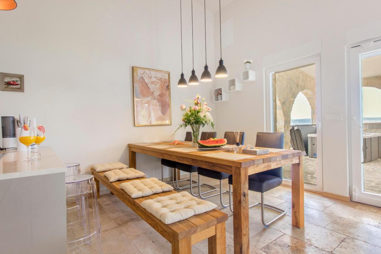 Dalmata Lounge Apartment Starigrad Paklenica Ngoại thất bức ảnh